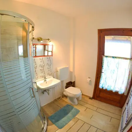 Cosy Kalavria Avliotai